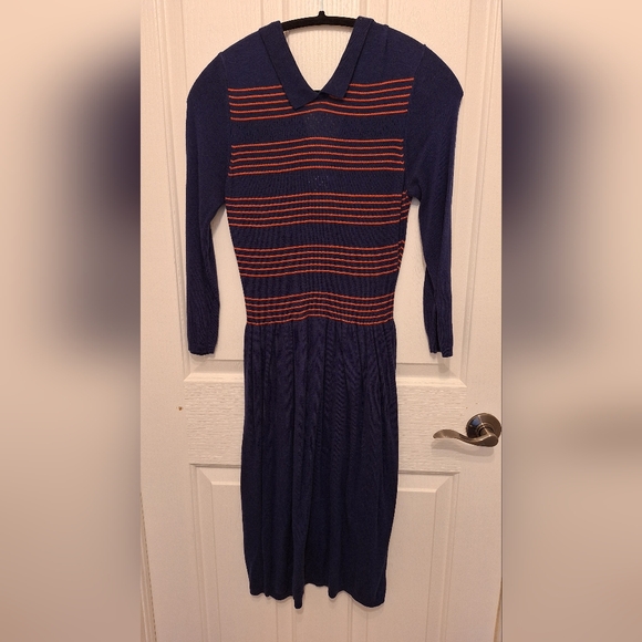 Knit dress - Picture 2 of 4